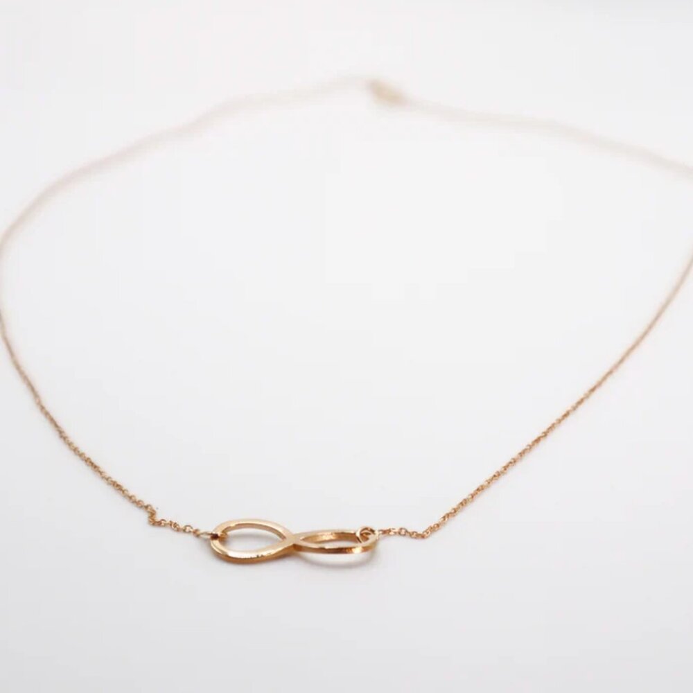 18k Gold Infinity Necklace - Picture 5 of 7
